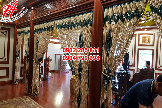 Đại Từ Đường –  Nơi Tôn nghiêm với Mành hạt gỗ